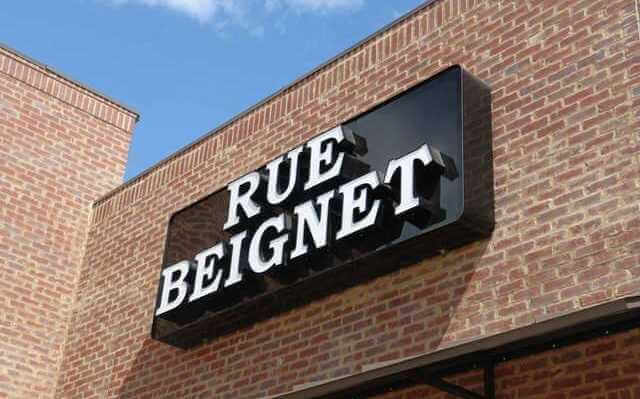 rue-Beignet cafe