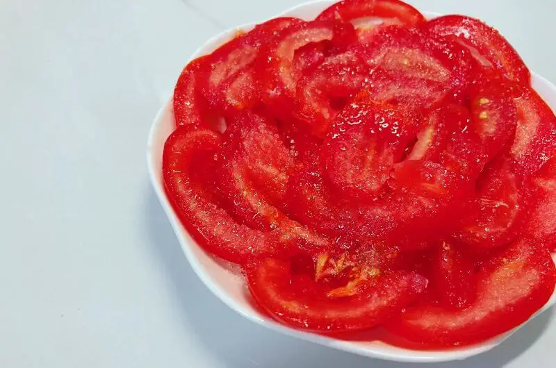 Sugar-Tossed Tomatoes Recipe – Classic Chinese Dessert