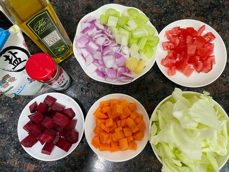 Step 1 Cut all the vegetables into small chunks