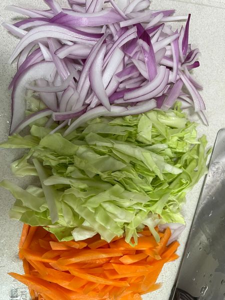 Step 2-1 Wash and slice all vegetables